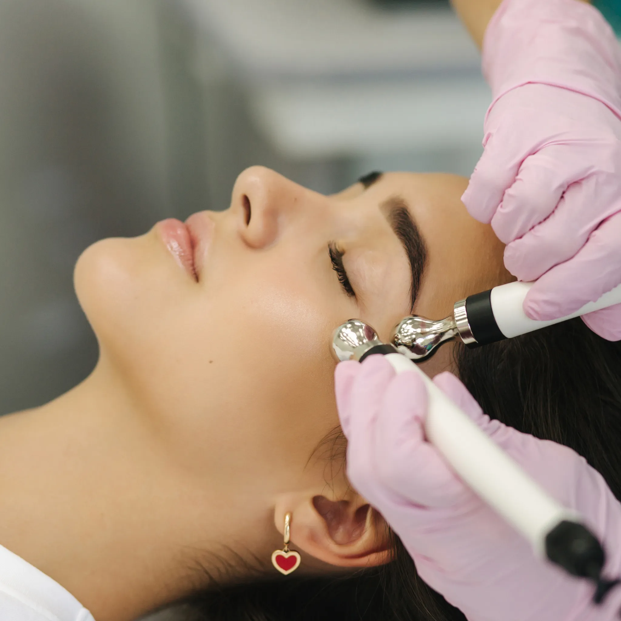 Hydrating Facial   Galvanic